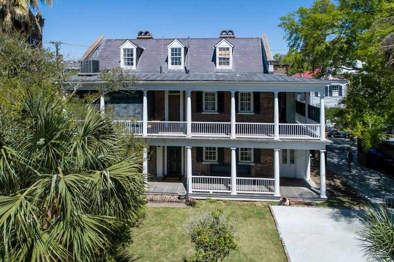 173-171.5 Wentworth St, Charleston, SC 29401