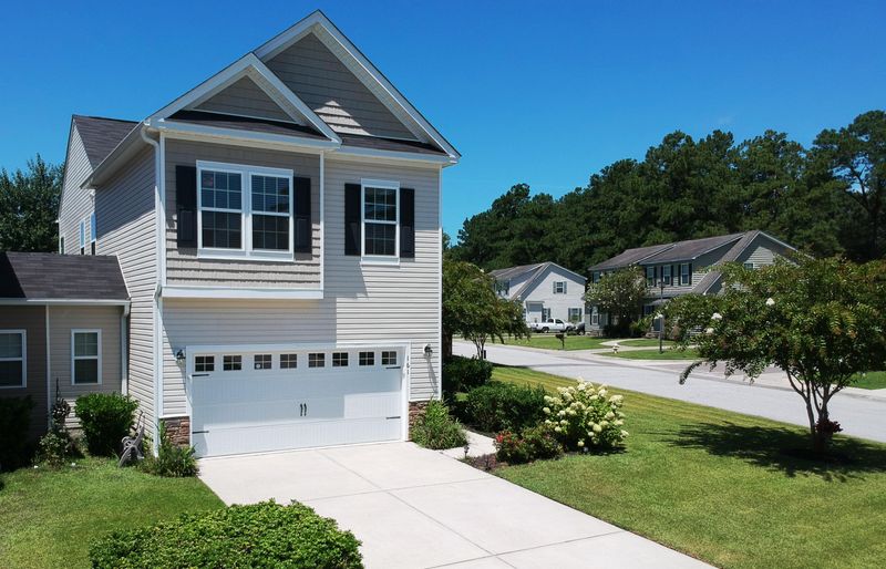 161 Dream St, Summerville, SC 29483