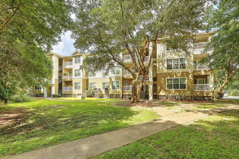 700 Daniel Ellis Dr #2306, Charleston, SC 29412