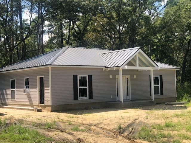 1592 Saint Johns Dr, Johns Island, SC 29455