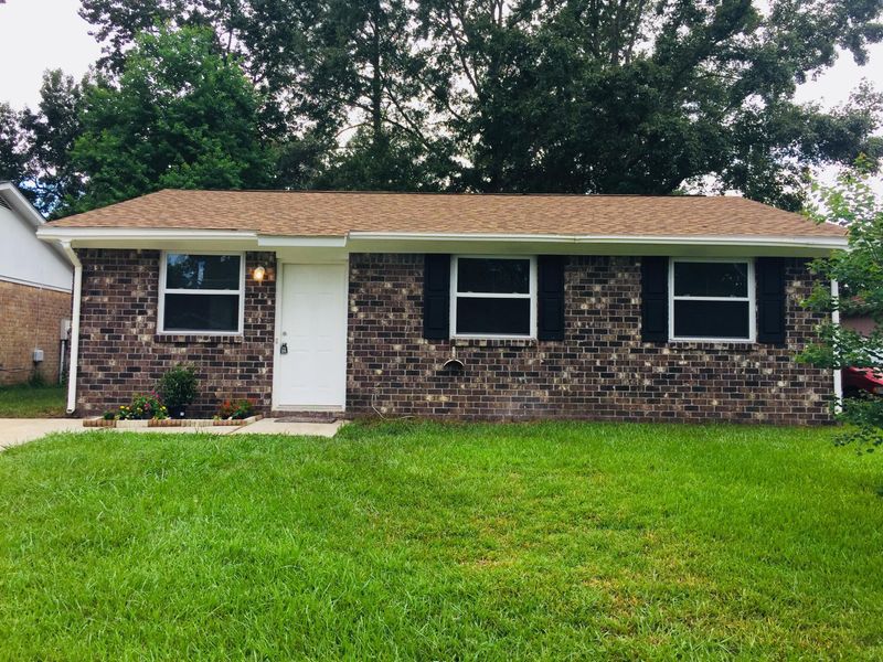 35 Elmwood Pl, Goose Creek, SC 29445