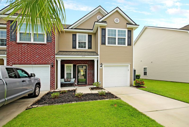 1836 Heldsberg Dr, Charleston, SC 29414