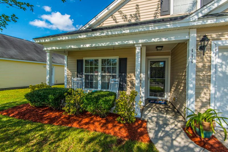 111 Larkspur Dr, Goose Creek, SC 29445
