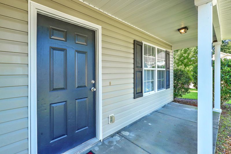 100 Yorkshire Dr, Summerville, SC 29483