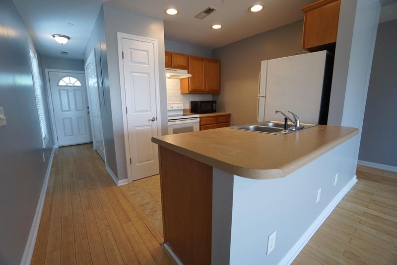 2262 Folly Rd #2-D, Charleston, SC 29412