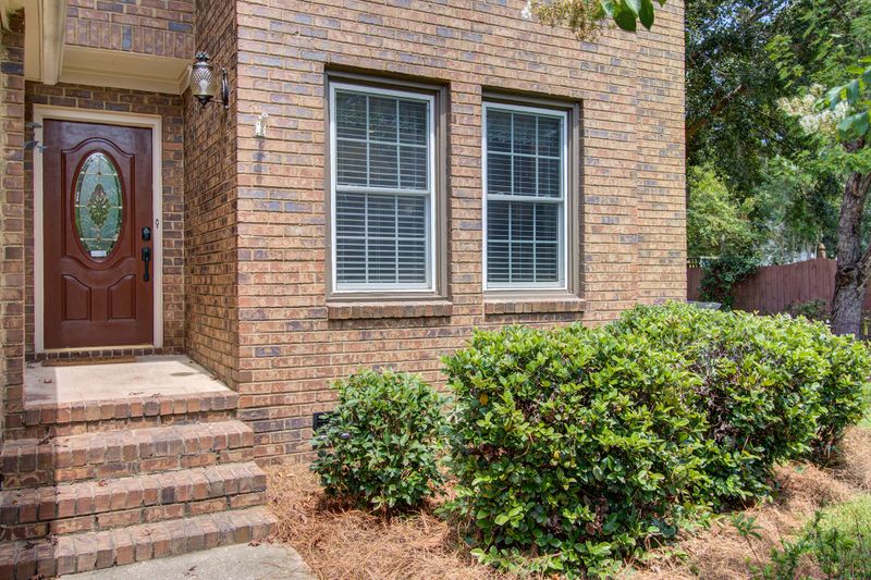 94 Shadowmoss Pw, Charleston, SC 29414