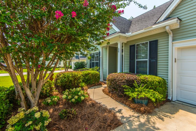 5356 Greggs Landing Dr, North Charleston, SC 29420