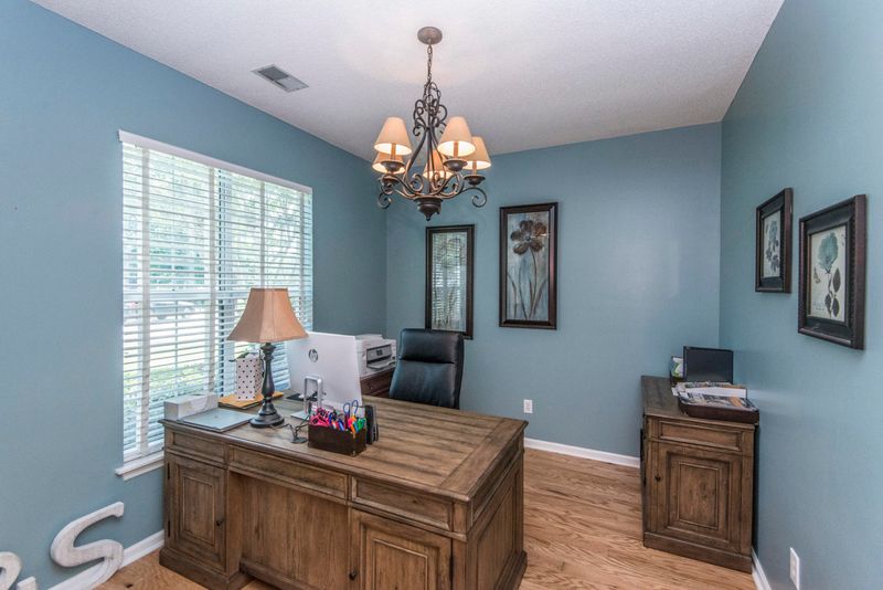 5356 Greggs Landing Dr, North Charleston, SC 29420