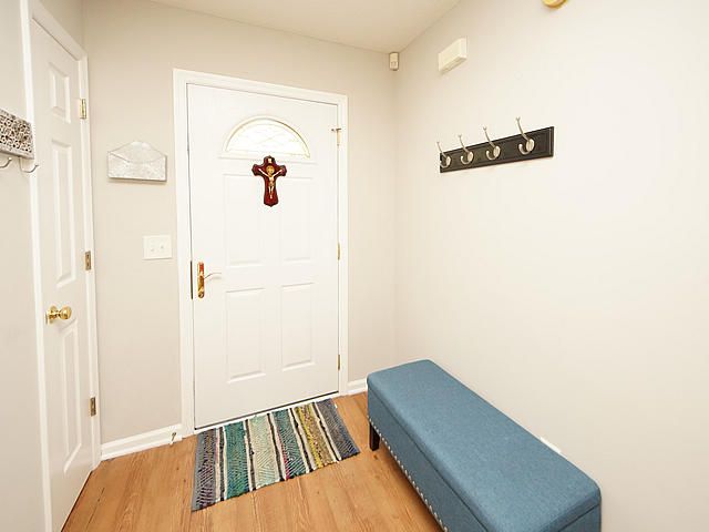 7337 Suncatcher Dr, Hanahan, SC 29410