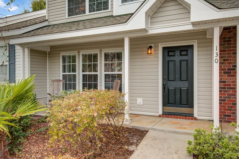 130 Macy Cir, Goose Creek, SC 29445