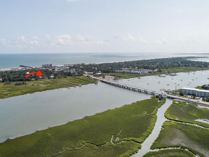 122 E Indian Ave, Folly Beach, SC 29439