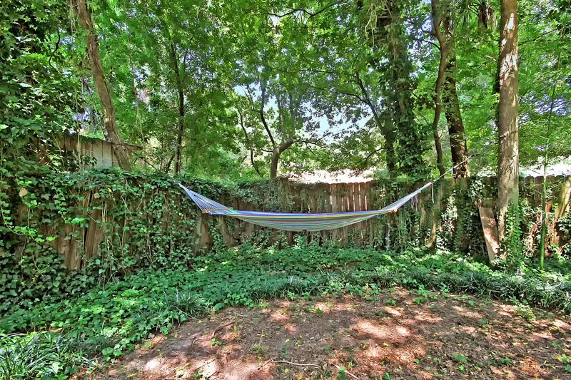 23 Shem Dr, Mount Pleasant, SC 29464