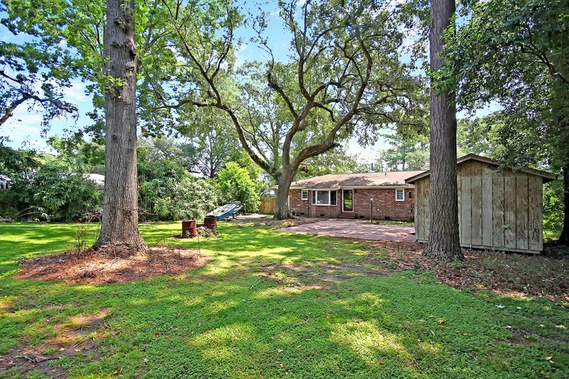 2137 Church Creek Dr, Charleston, SC 29414