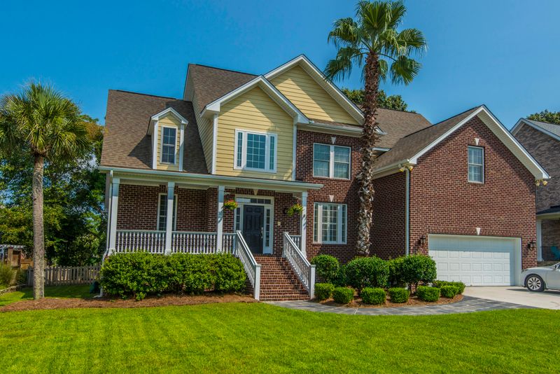 597 White Chapel Cir, Charleston, SC 29412