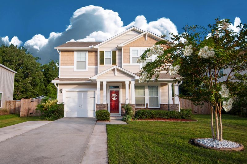219 Oglethorpe Cir, Moncks Corner, SC 29461