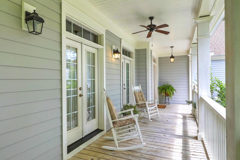 3586 Holmgren St, Mount Pleasant, SC 29466