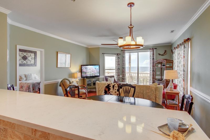 117 E Arctic Ave #102, Folly Beach, SC 29439