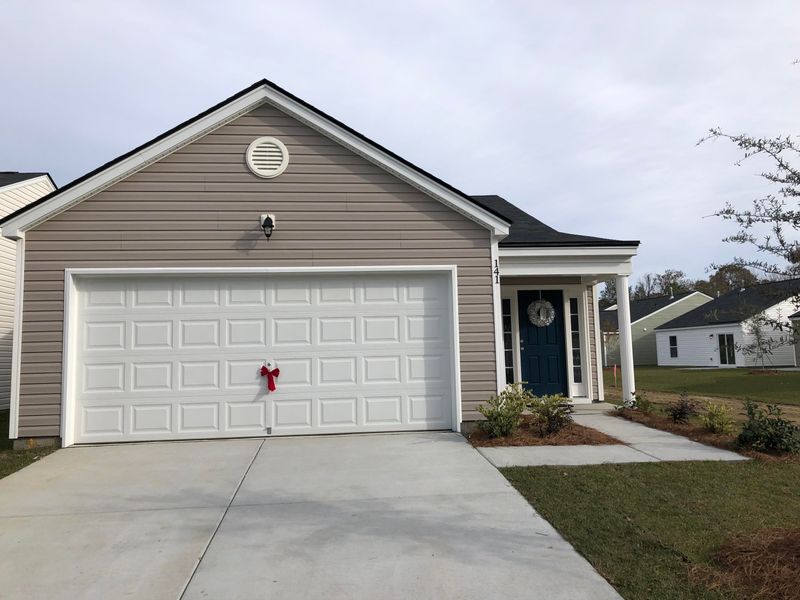 141 Brittondale Rd, Summerville, SC 29485