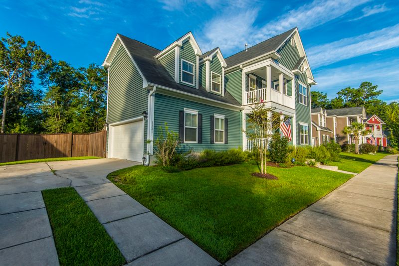 1121 Rearick Rd, Johns Island, SC 29455