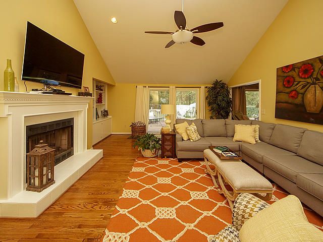 410 Glouchester Ct, Summerville, SC 29485