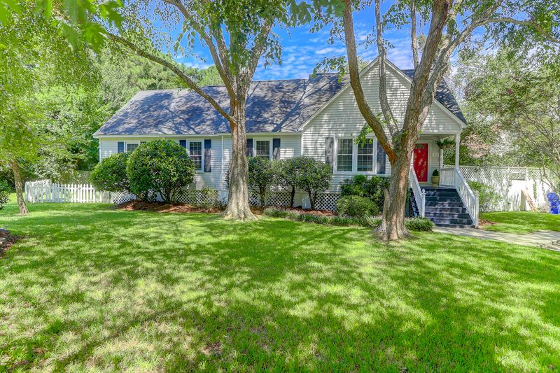 1114 Harborgate Dr, Mount Pleasant, SC 29464