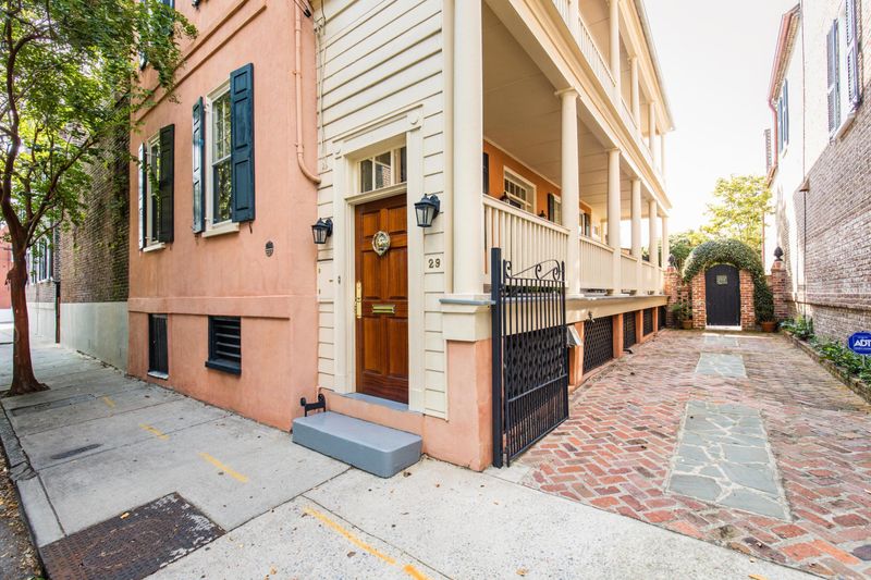 29 Hasell St, Charleston, SC 29401