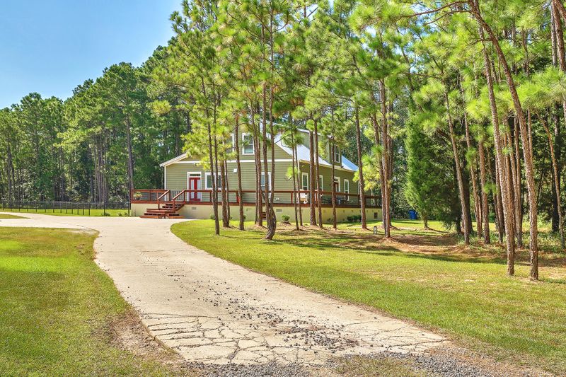 1333 Old Dairy Rd, Summerville, SC 29483
