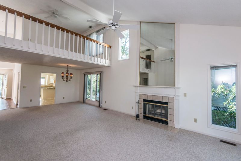 650 Harbor Creek Pl #25, Charleston, SC 29412