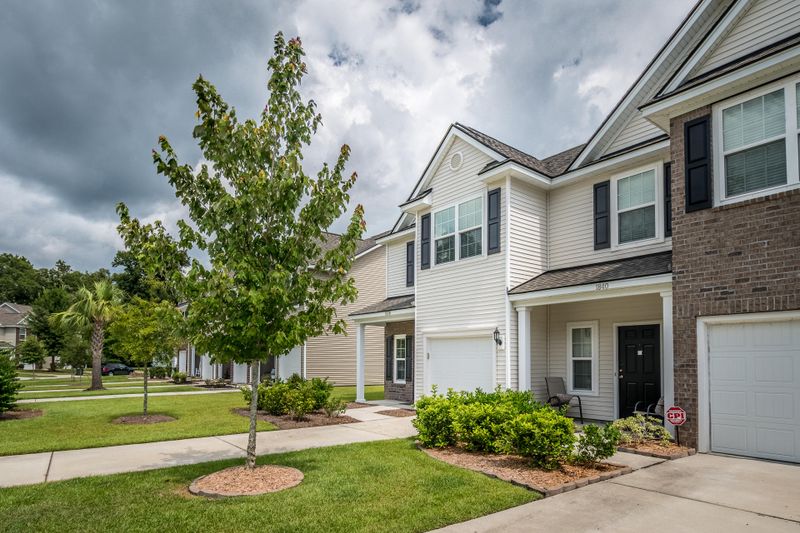 1838 Heldsberg Dr, Charleston, SC 29414