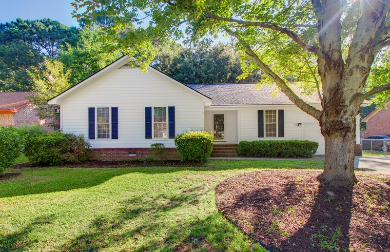 14 Bayshore Blvd, Goose Creek, SC 29445