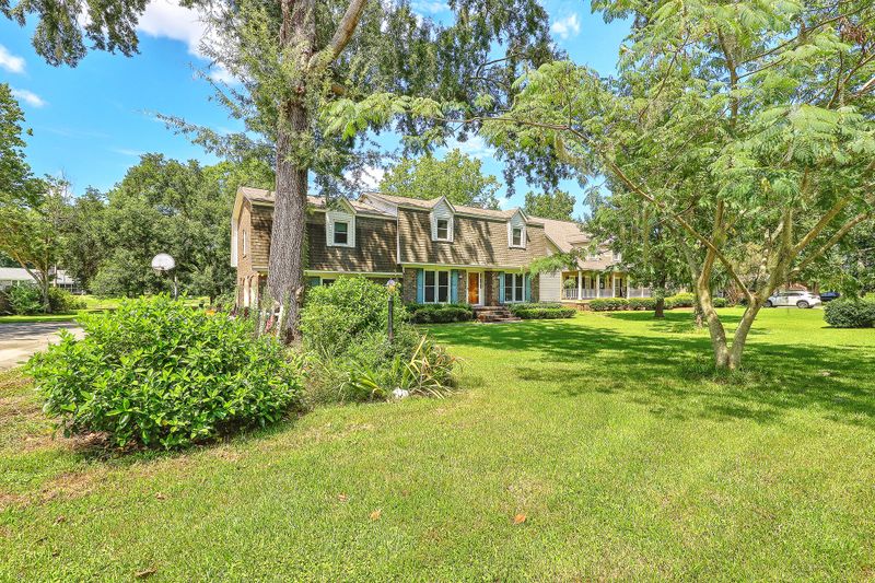 42 Monte Sano Dr, Hanahan, SC 29410