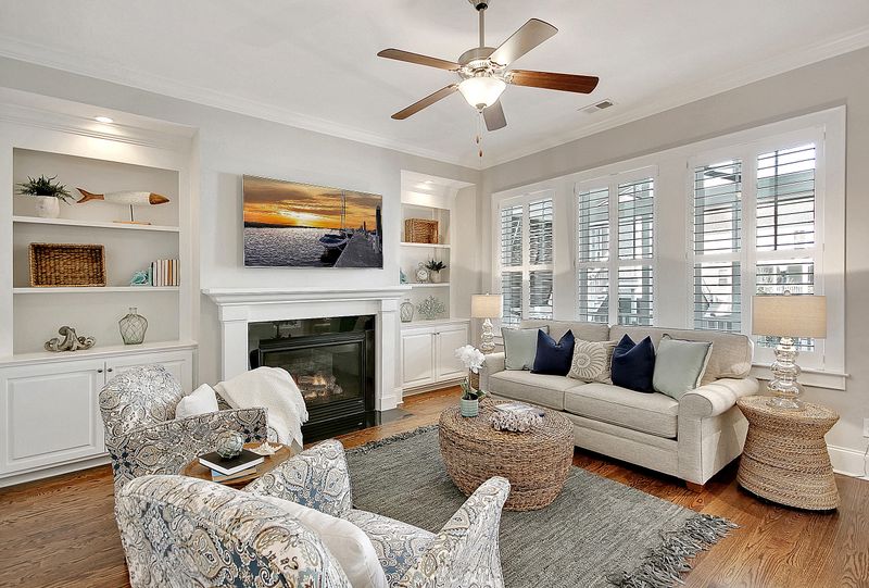 2528 Gatewood St, Daniel Island, SC 29492