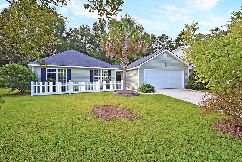 158 Jupiter Ln, Summerville, SC 29483