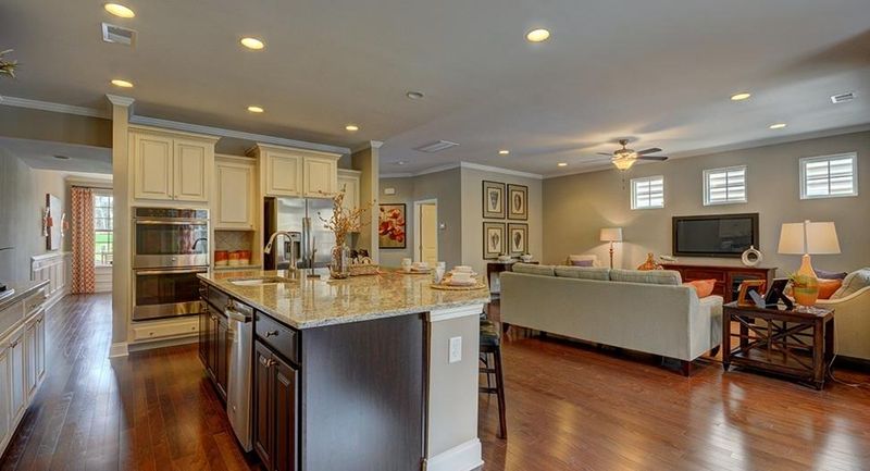 7001 Carolina Rose Rd, Hanahan, SC 29410