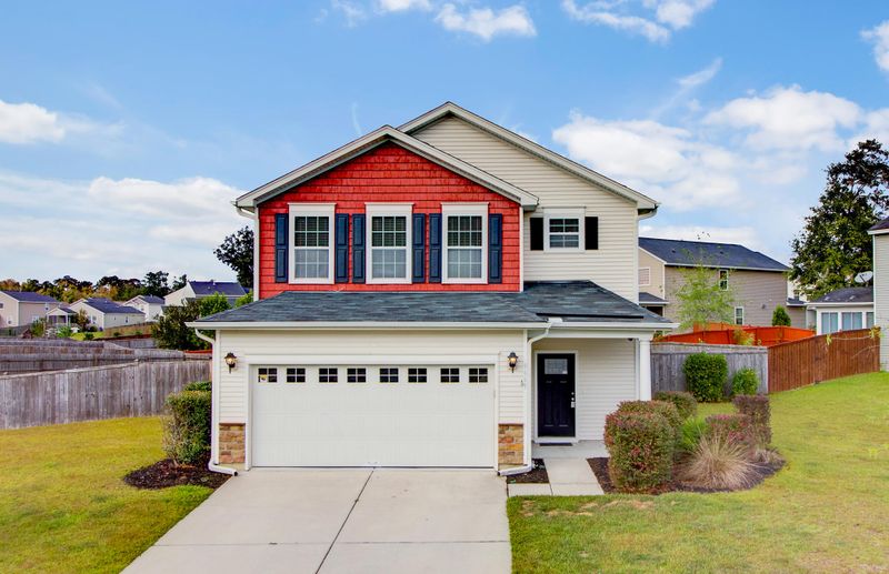 9665 Godwin St, Ladson, SC 29485