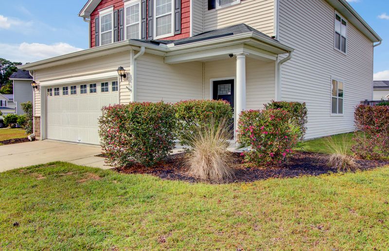 9665 Godwin St, Ladson, SC 29485