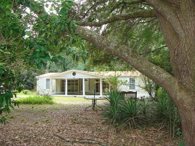 171 Peachtree Dr, Summerville, SC 29483