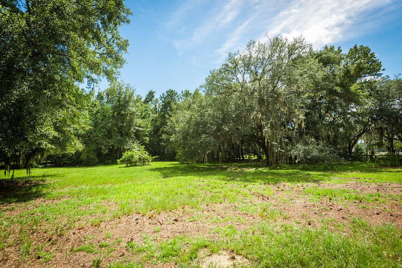 6534 Beagle Club Rd, Meggett, SC 29449