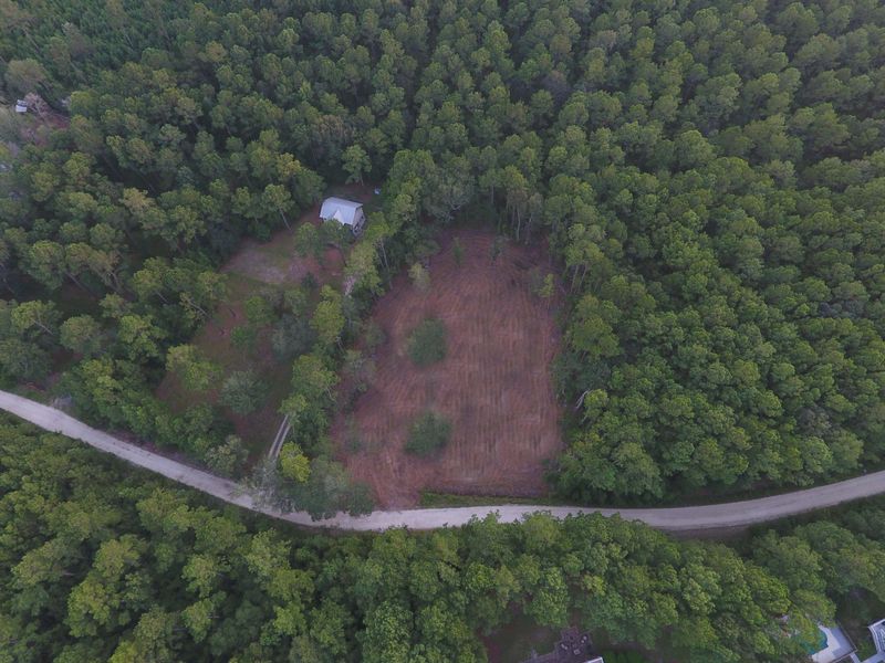 364 Mouzons Bluff, Mcclellanville, SC 29458