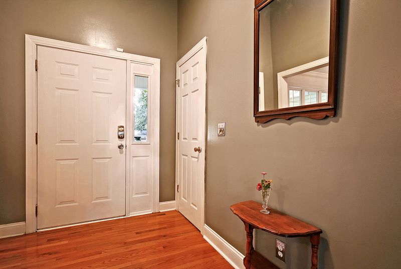 77 Rivers Point Row, Charleston, SC 29412