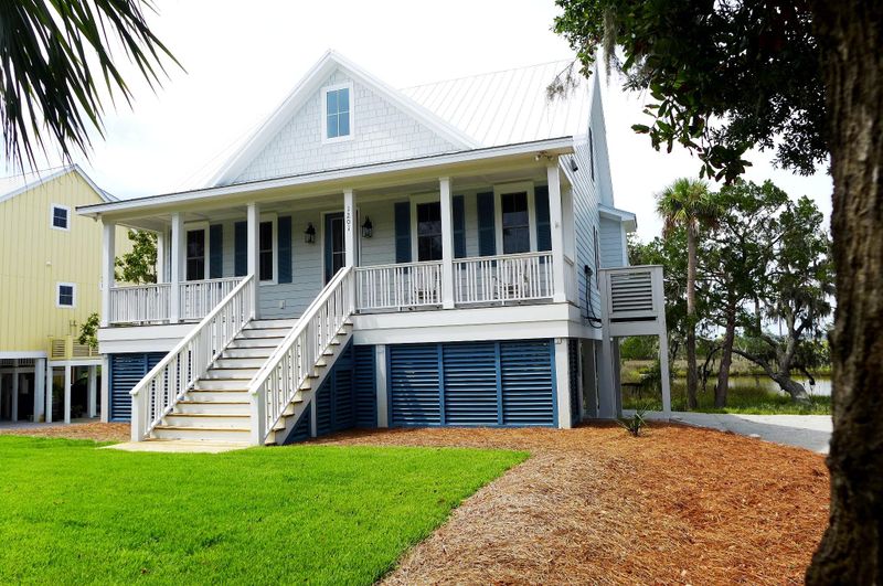1201 Jungle Rd, Edisto Beach, SC 29438
