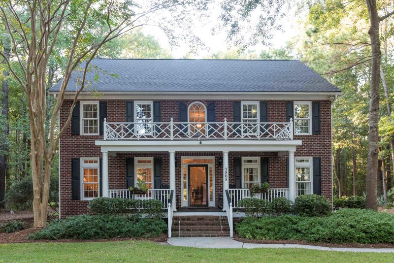1868 Cherokee Rose Cir, Mount Pleasant, SC 29466