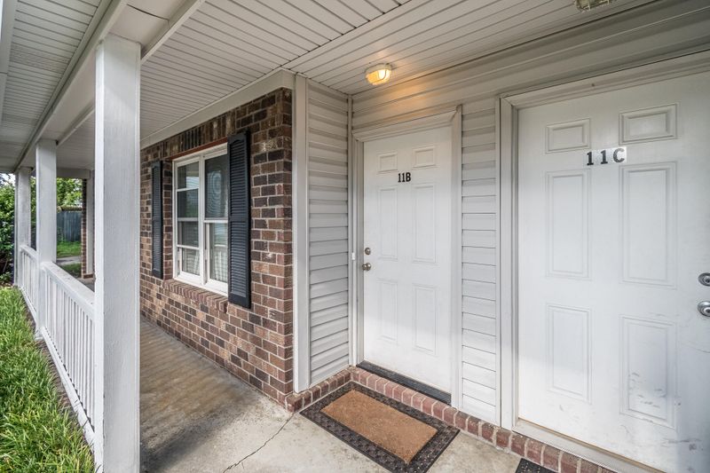 11 Commercial Row #B, Charleston, SC 29412