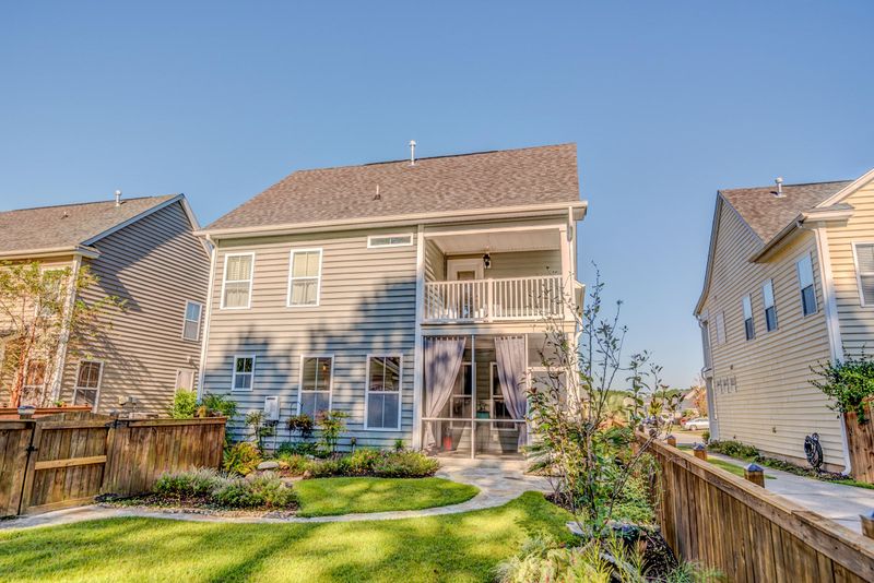 216 Cameron St, Summerville, SC 29483