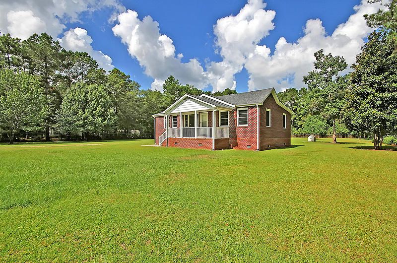129 Mano St, Moncks Corner, SC 29461
