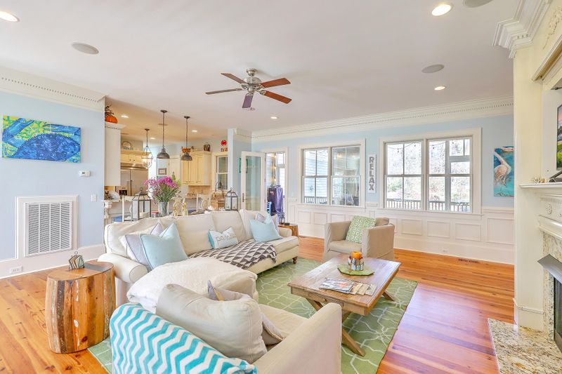 4118 Duck Club Rd, Ravenel, SC 29470