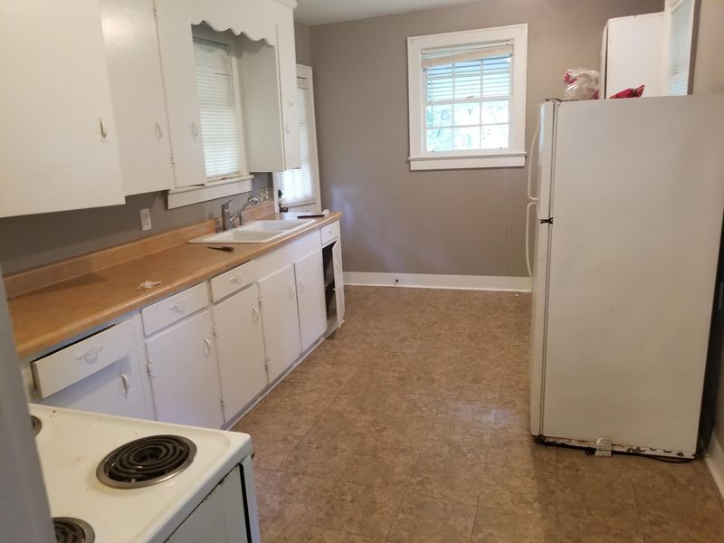 4029 Gary Dr, North Charleston, SC 29405
