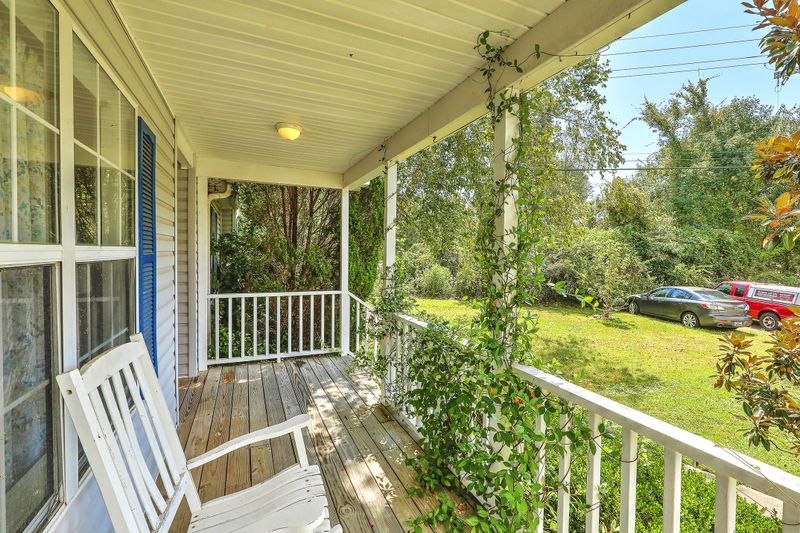 1582 Mathis Ferry Rd, Mount Pleasant, SC 29464