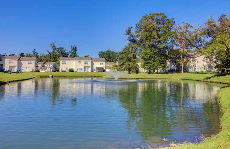 108 Chestnut Oaks Ct, Ladson, SC 29456