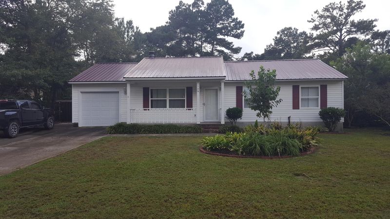 129 Cottonwood Dr, Summerville, SC 29483